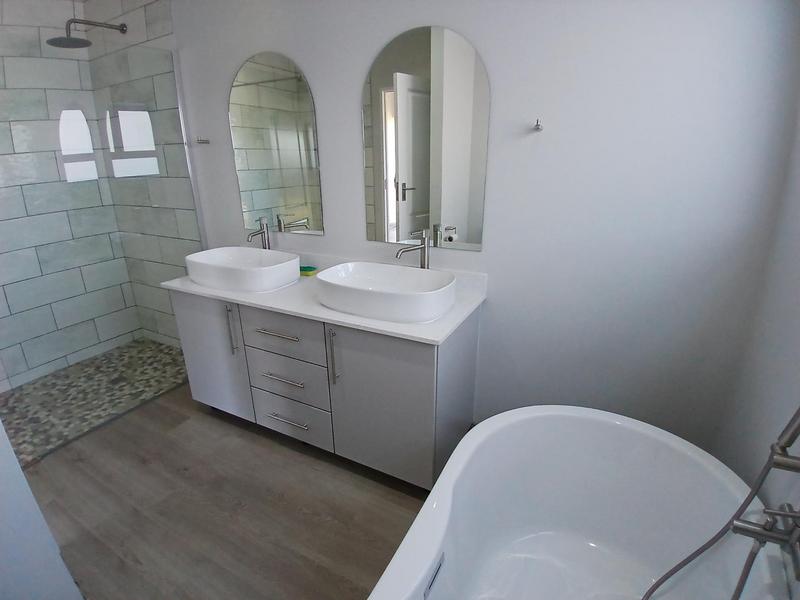 3 Bedroom Property for Sale in Stilbaai Wes Western Cape